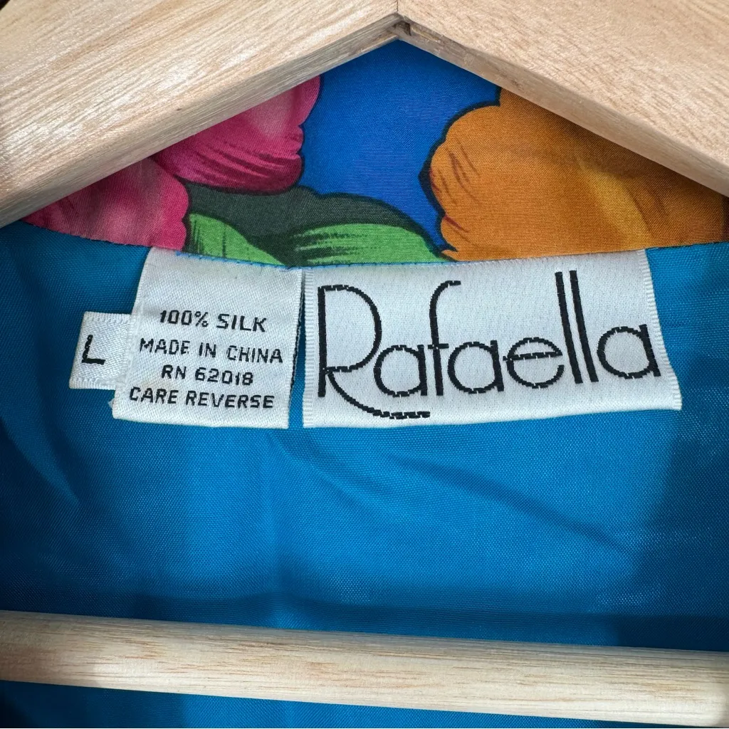 Rafaella Blazer- Size Large - Vintage 1980s
100% Silk - Image 4