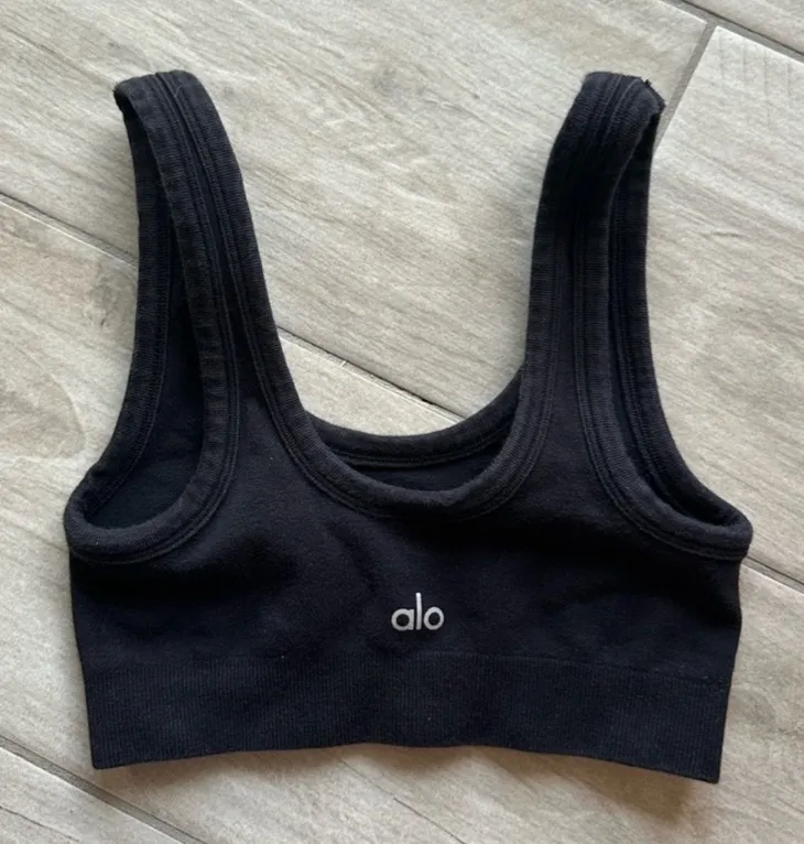 ALO Yoga Seamless Chosen Bra - Image 3