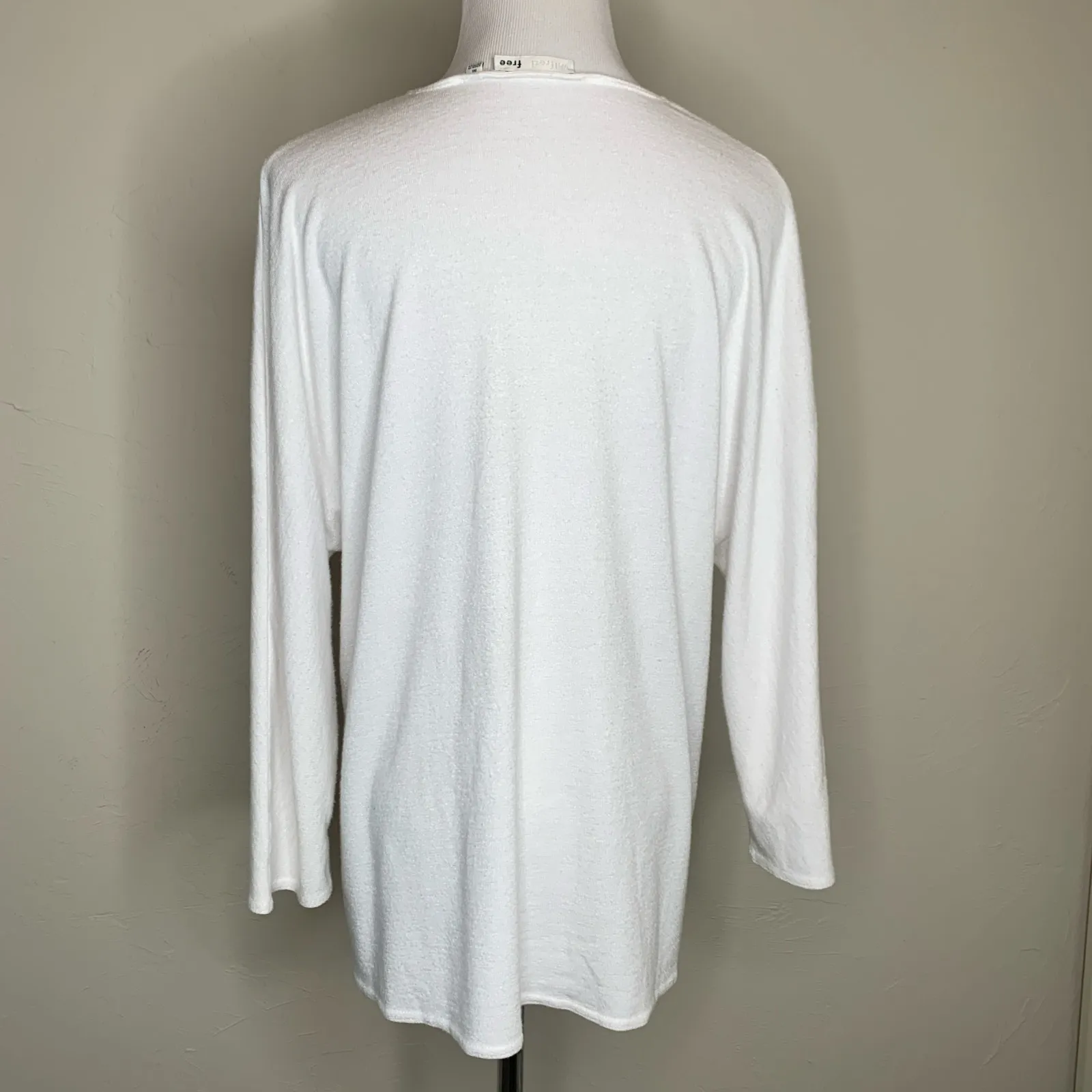 Wilfred Free White Oversized V Neck Sweater Sz Medium - Image 2