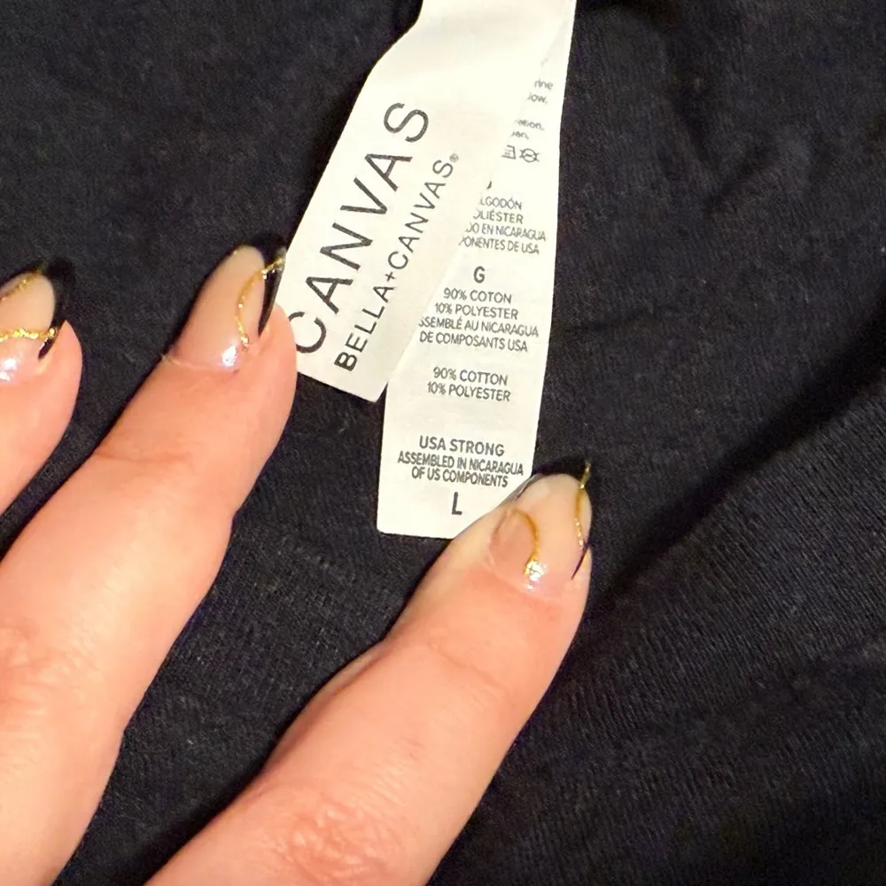 Black Graphic Oversized Large (L) Short sleeve T - Image 4