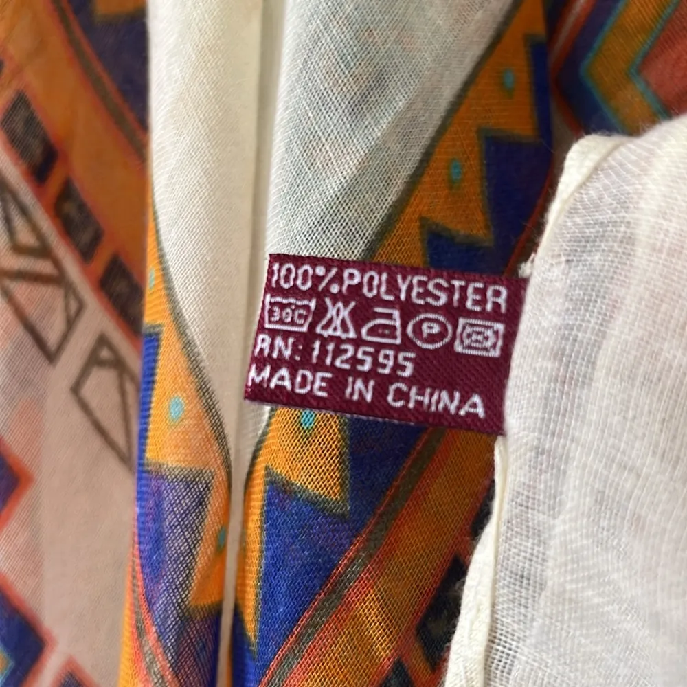 Women’s Scarves/Wrap Great Condition Gold - Image 3