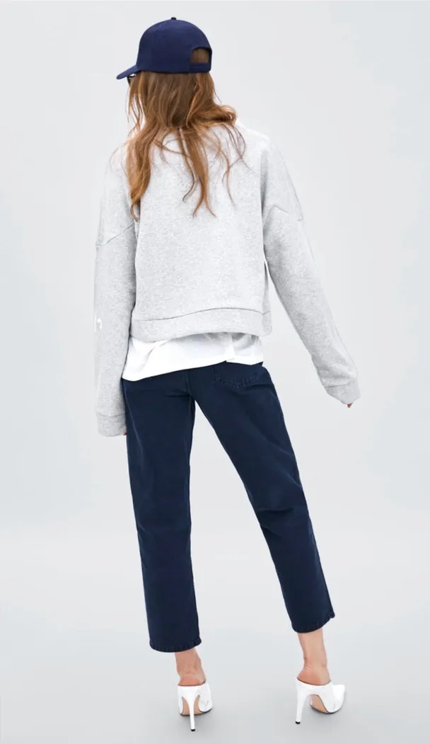 Graphic Cropped Sweater - Image 3