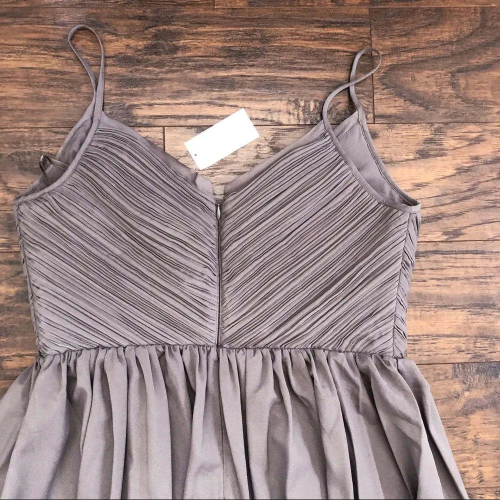Banana Republic • strappy crossover vee dress taupe chiffon spaghetti surplice - Image 9