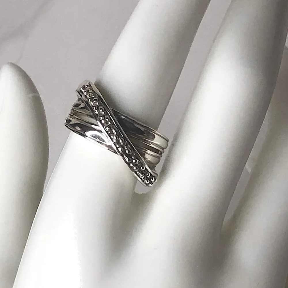 MICHAEL DAWKINS Sterling Silver Crossover Bypass Ring w Granulation Detail - Image 6