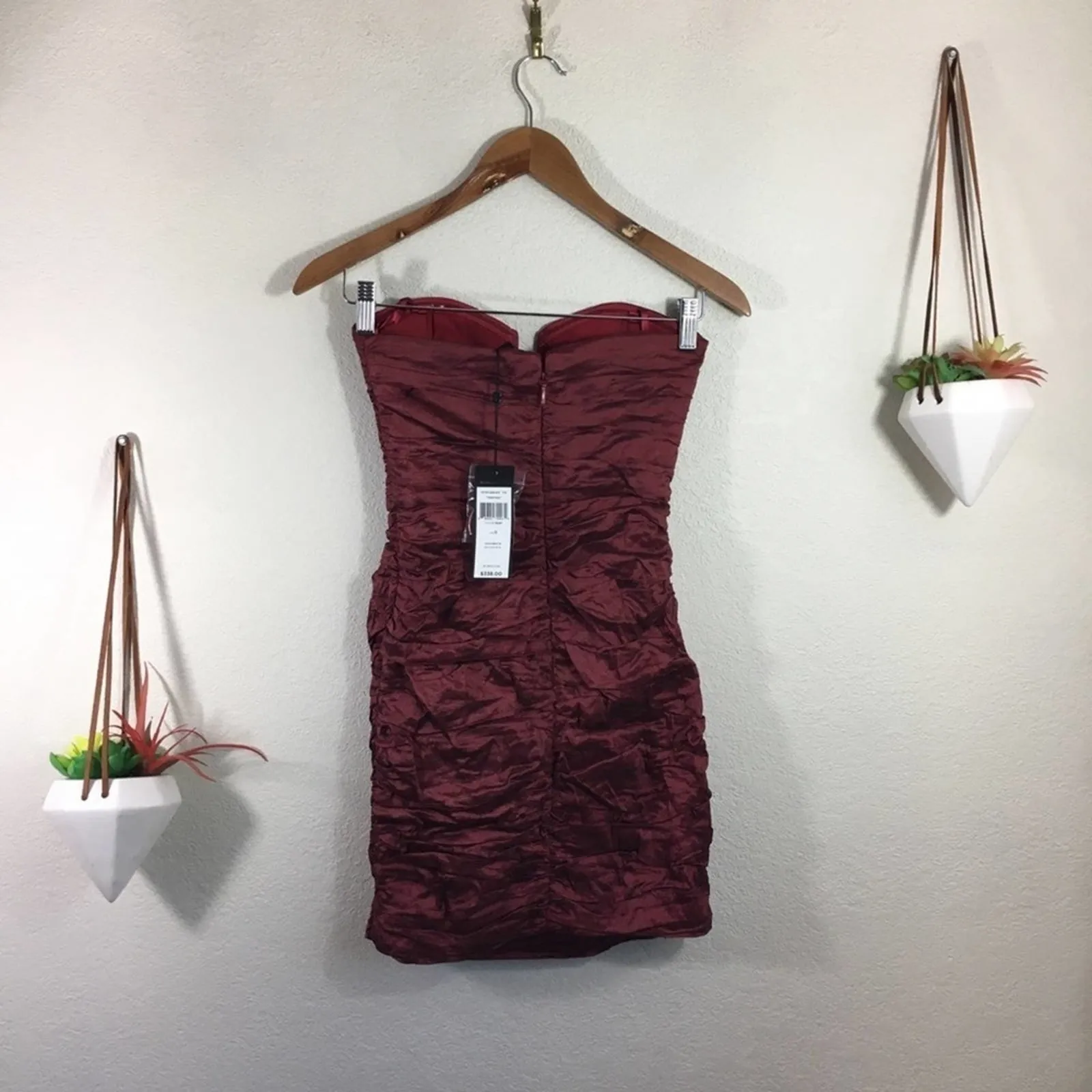 NWT BCBGMAXAZRIA Tristina ruby ruched dress - Image 5