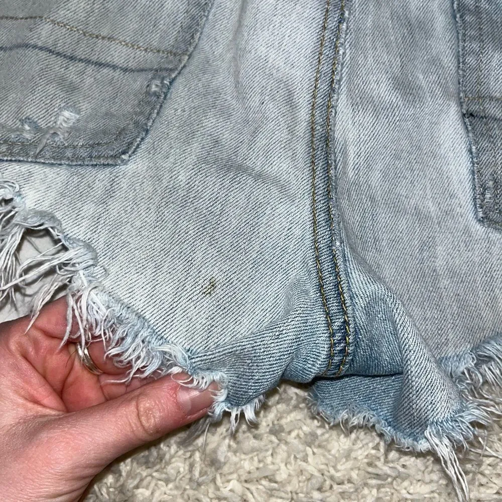 COPY - American Eagle High Rise Jean shorts size 2 - Image 3