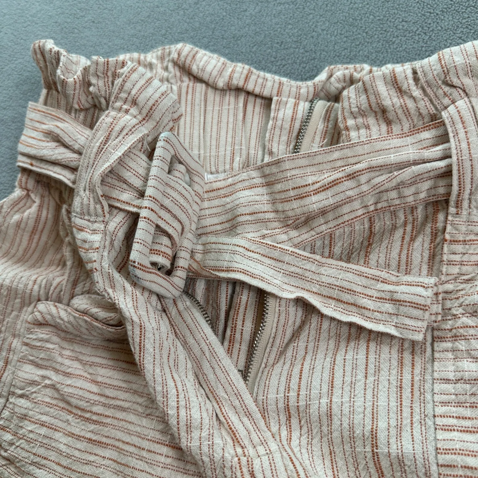 Line & Dot Paperbag Shorts Small High Tie Waist Striped Belted Linen Blend Comfy - Image 4