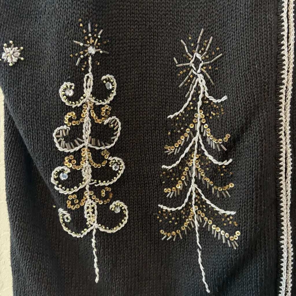 White Stag vintage women's black embroidered Christmas tree sweater vest 22W 24W - Image 8