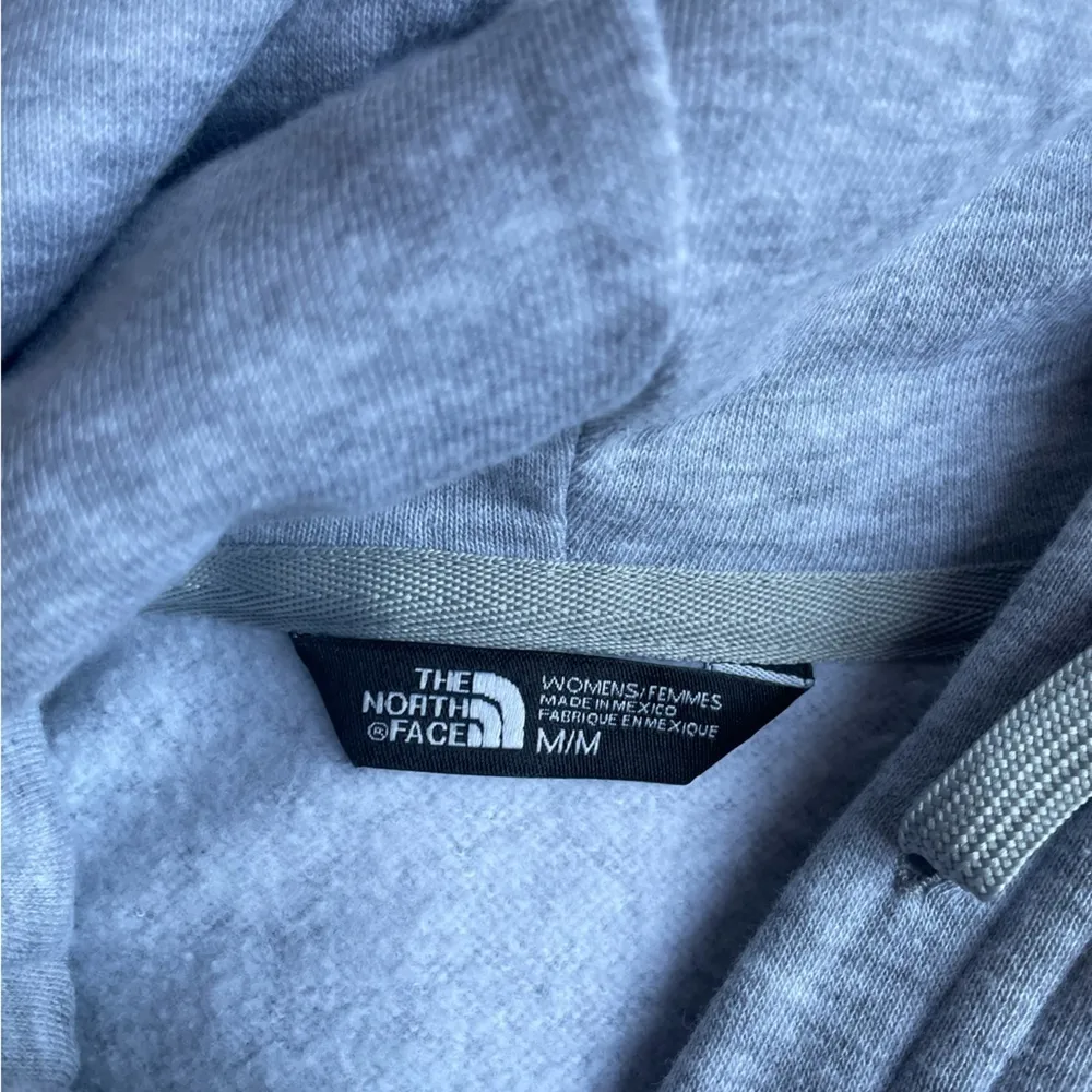 The North Face Grey Logo‎ Hoodie Size Medium New Without Tags - Image 5