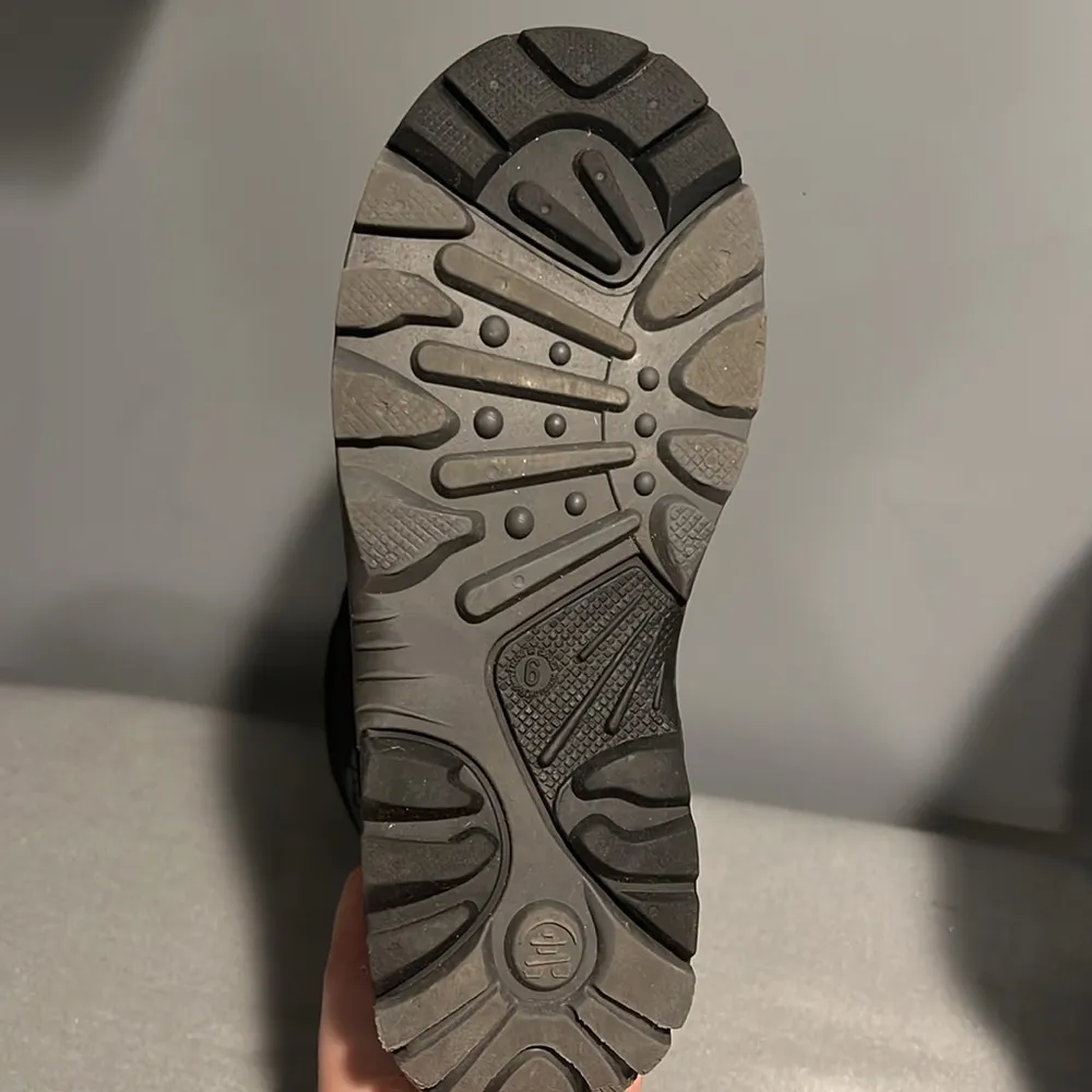 Kamik boots . Size‎ 6 - Image 8