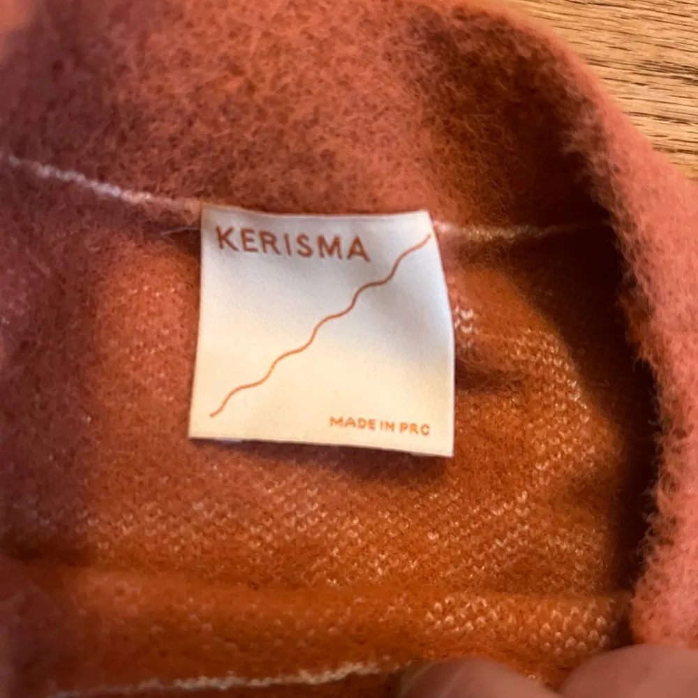 Kerisma Carrara Angora Sweater
Rust/Ecru – Size M/L - Image 3