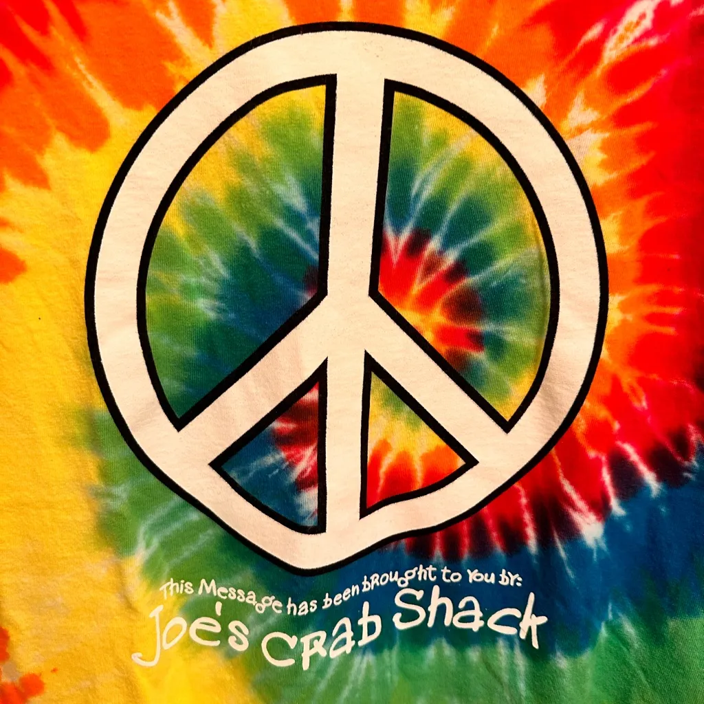 101A. Vintage Joe’s Crab Shack “Peace, Love & Crabs” Tie - Image 5
