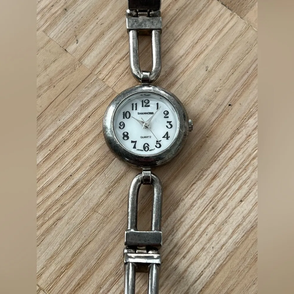 Fashion Watch Shannons Brand Silver - Image 2