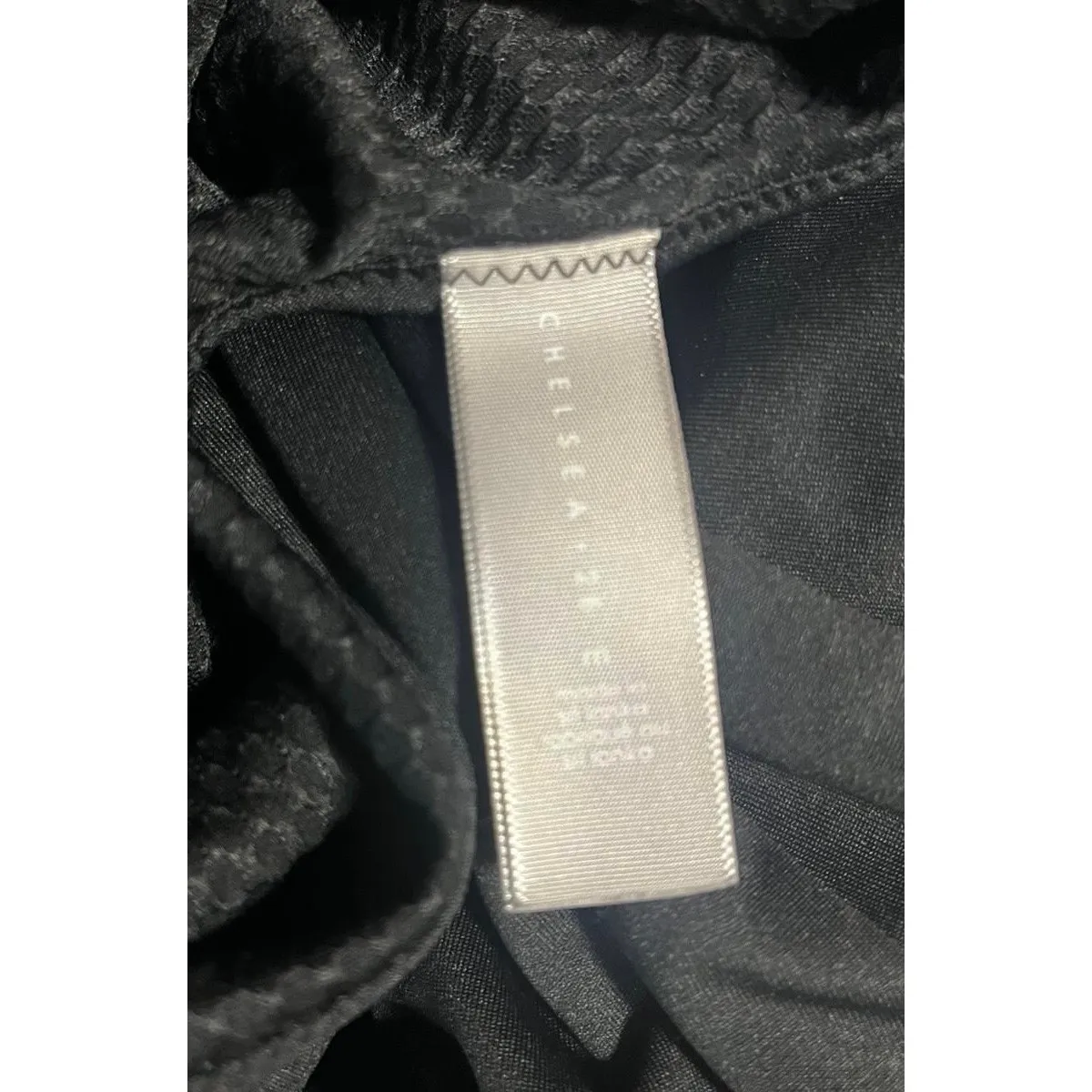 Chelsea28 Belted Textured One-Piece Swimsuit in Black sz. M - Image 5