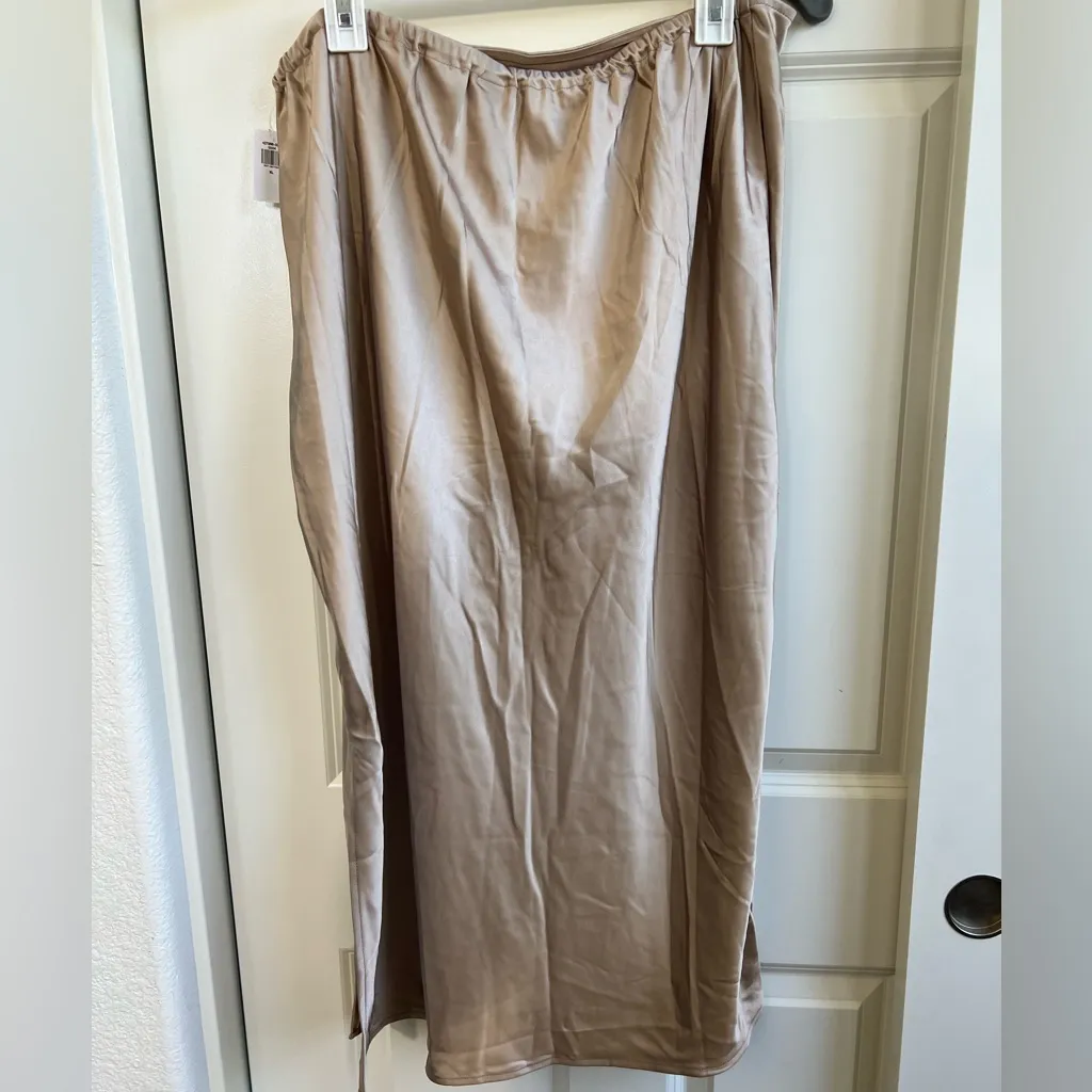 Brand New Satin Slip Skirt Tan Size XL - Image 4
