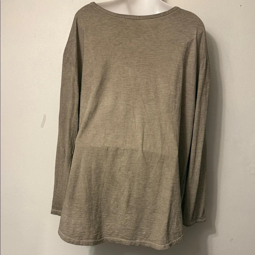 Elegant Taupe Long Sleeve Top Tan Size XL - Image 2