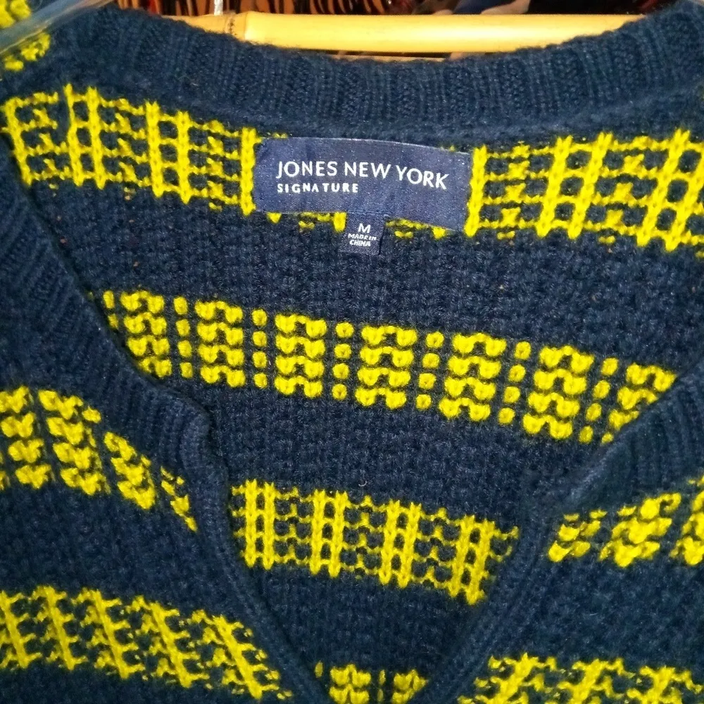 Jones NY M Signature Oversized Striped V-Neck Sweater in Navy Yellow Highlighter - Image 2