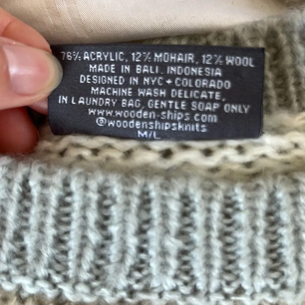 Wooden Ships sweater.  Size M/L - Image 5