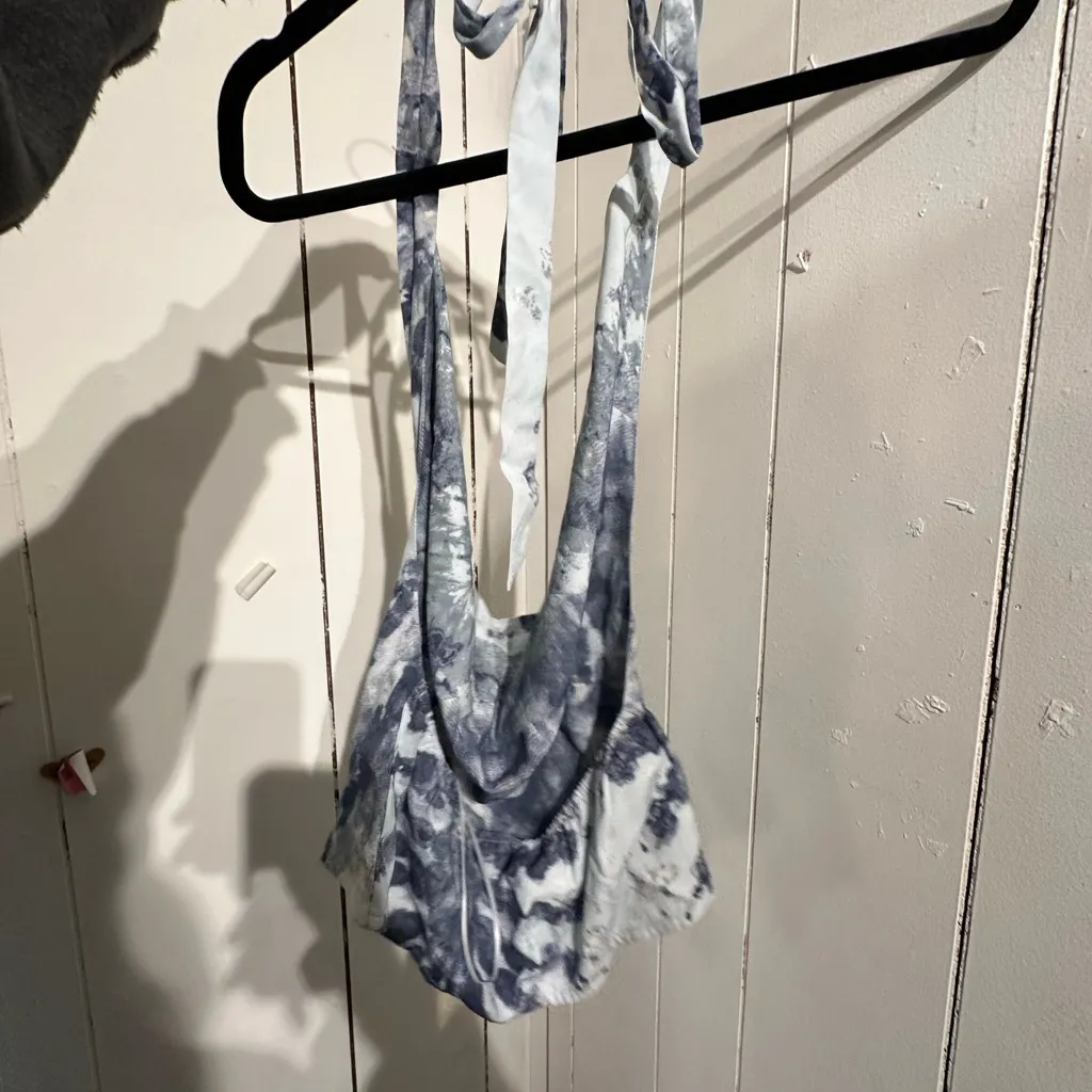 FREE PEOPLE NWT TIE-Dye BLUE Halter Top with cowl neck - Image 6