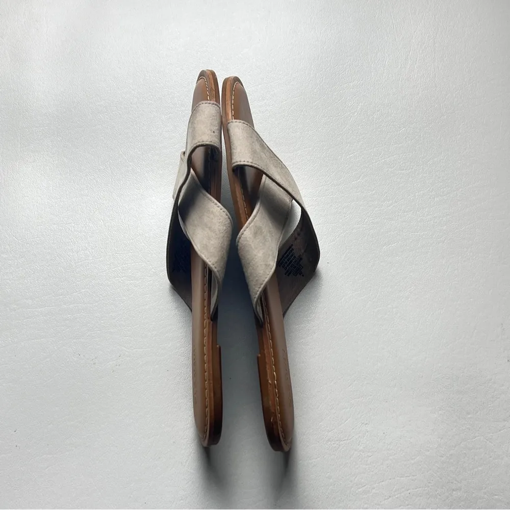 Old Navy Double  Strap Sidewalk Ends Cross Strap Slide Sandals Size 8 - Image 7