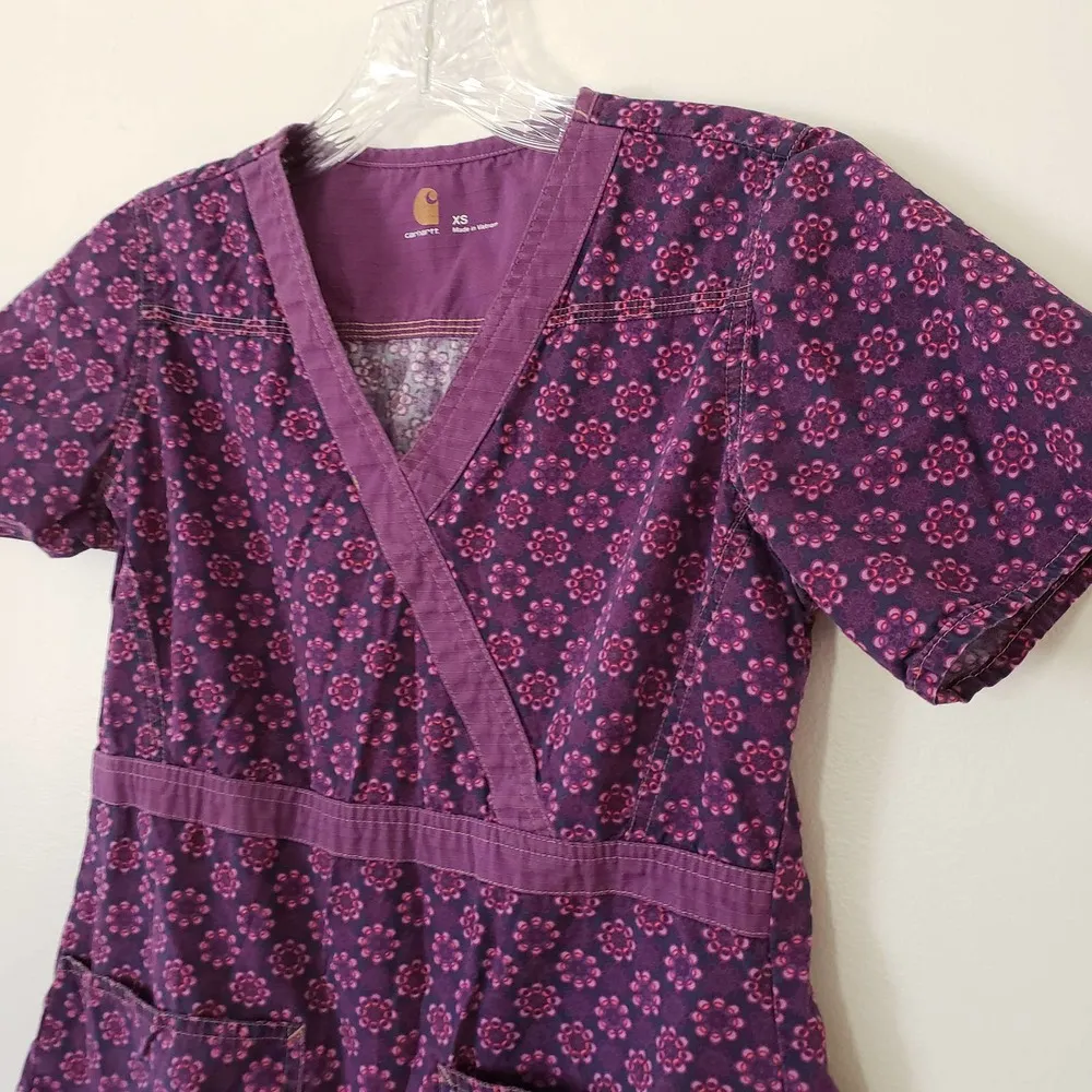Carhartt Scrubs Short Sleeve Top Purple Crossover V-neck Size XS - Image 5