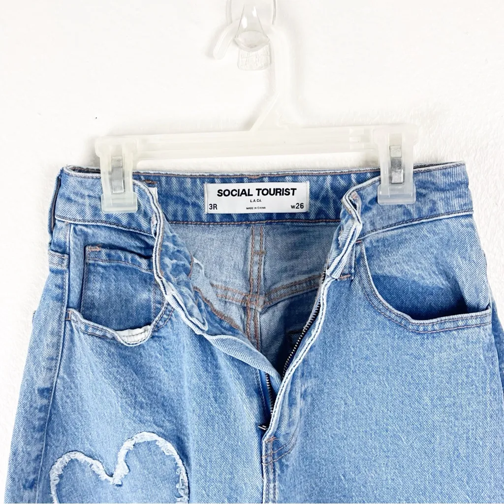 SOCIAL TOURIST Blue Ultra High Rise Baggy Hearts Patches Wide Leg Jeans Size 26 - Image 6