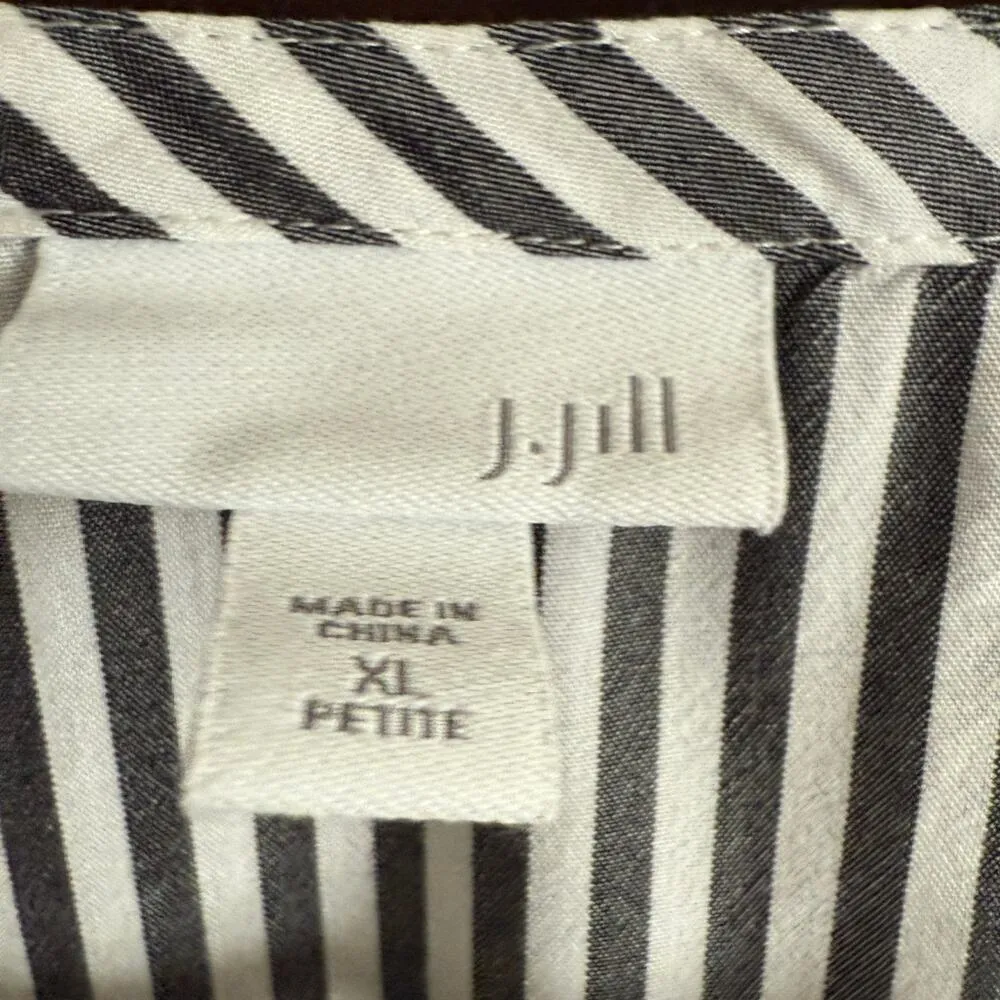 J.JILL | Grey and White Striped Button down Tunic Blouse | Extra large Petite - Image 3