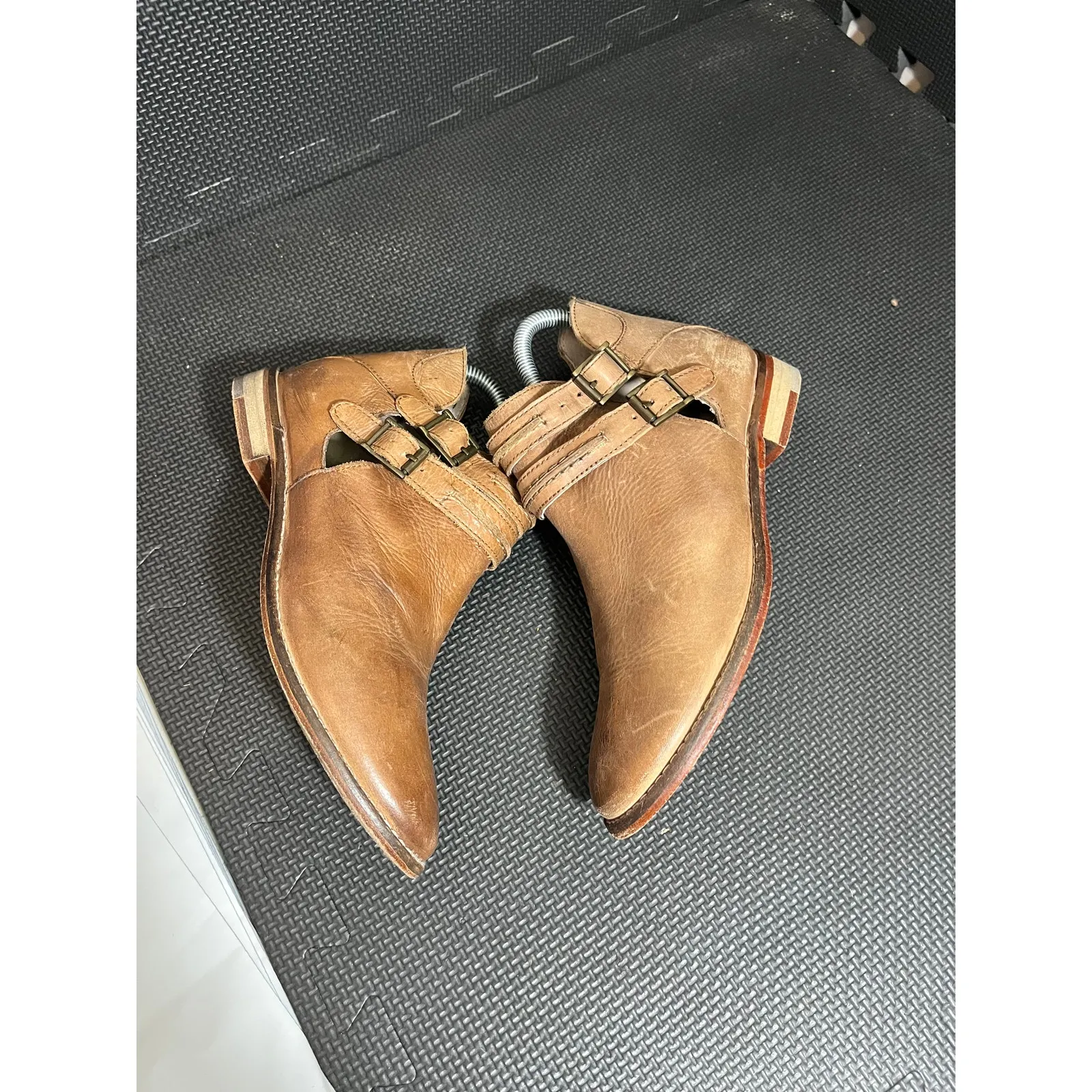 Free People Low Heel Double Buckle Leather City‎ Style Booties Braeburn Size 6 - Image 4