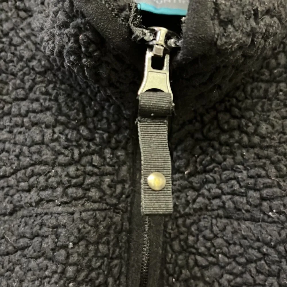 Free Country Women’s Black Teddy Bear Zip-Up Sleeveless Vest with Pockets-Large - Image 9