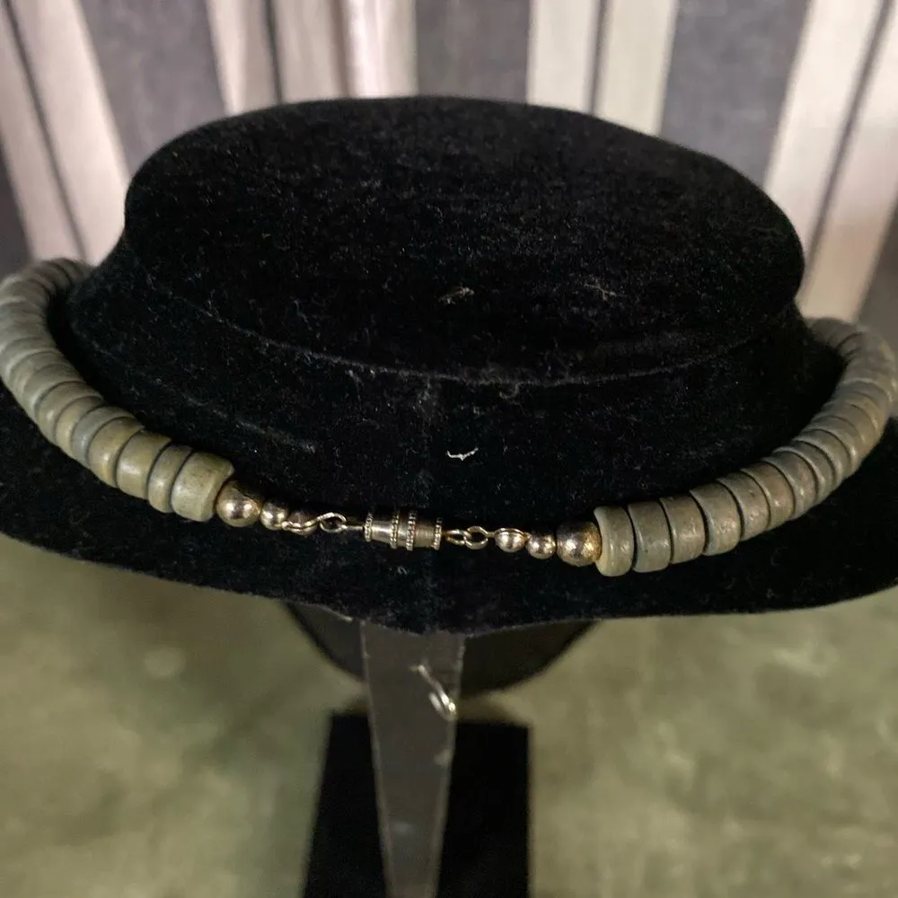 #401 BOUTIQUE Chunky Wood Necklace - Image 4