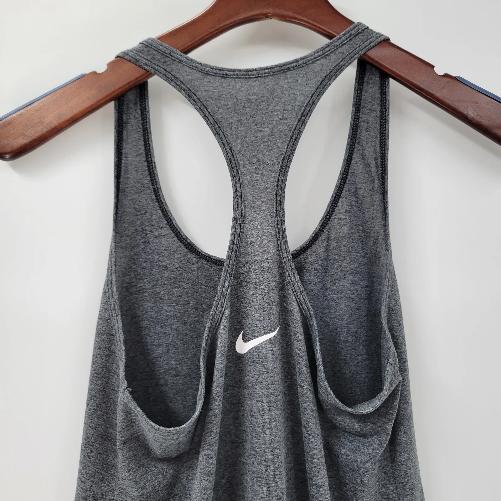Nike Dri-Fit Womens Tank Top XS Gray Just Do It Graphic Racer Back‎ Activewear - Image 4