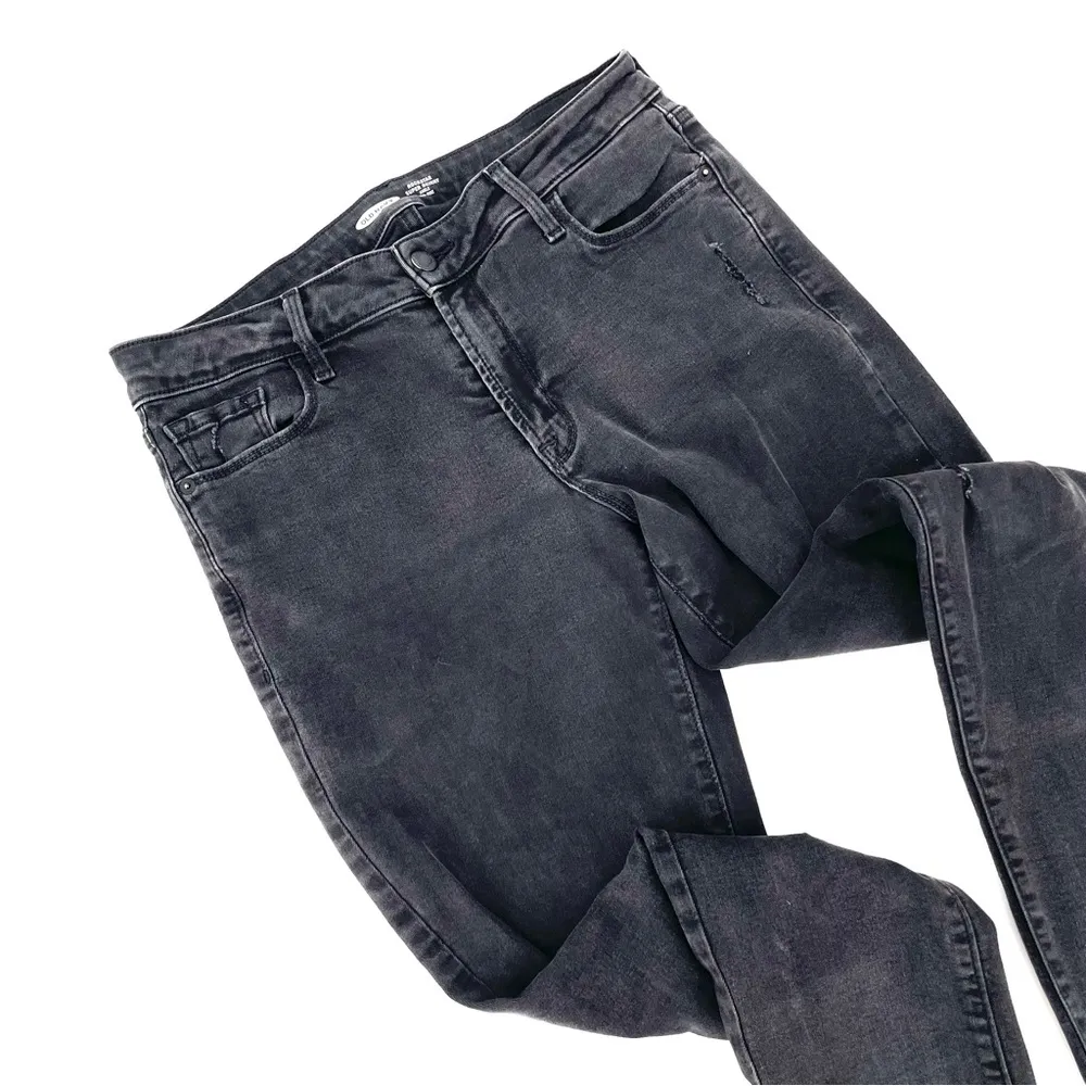 OLD NAVY High-Waisted Black Gray Wash Distressed Rockstar Super-Skinny Jeans - Image 4