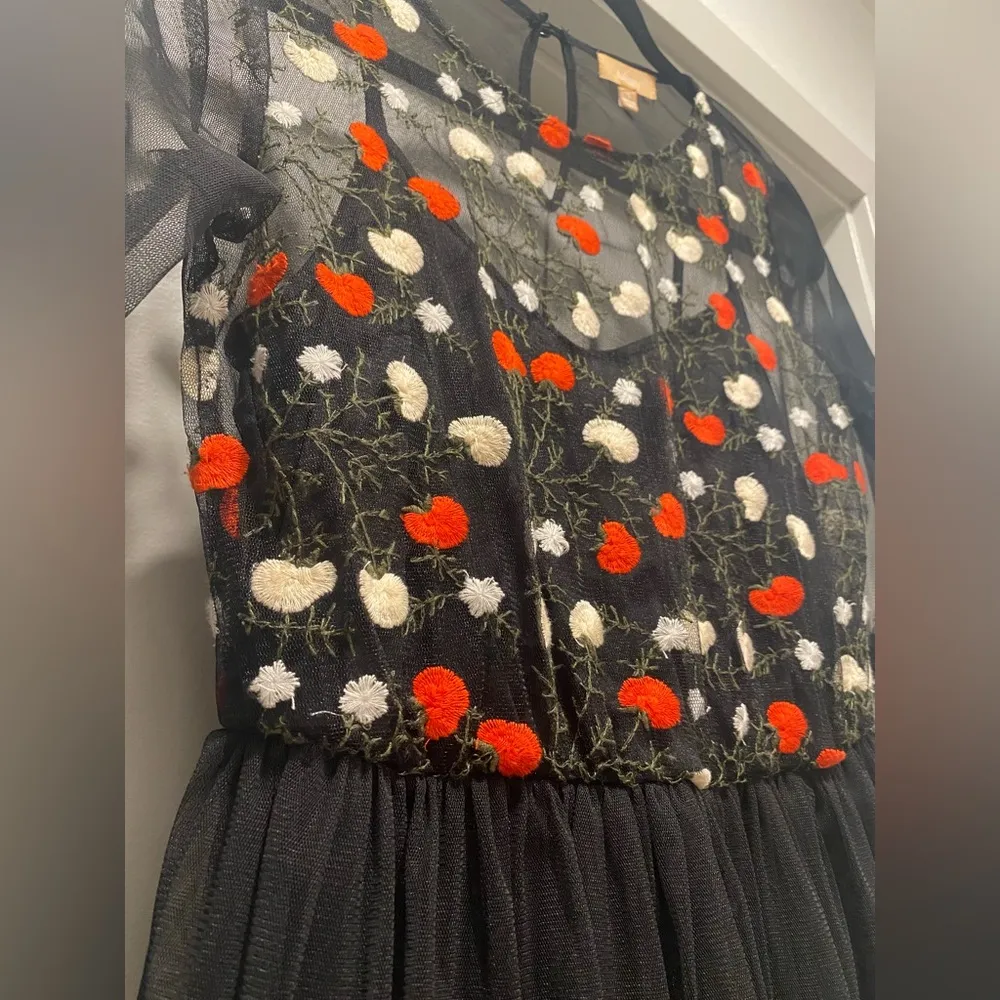Black Mesh Overlay Red Floral Embroidered Knee-Length Short Tulle Dress - Image 6