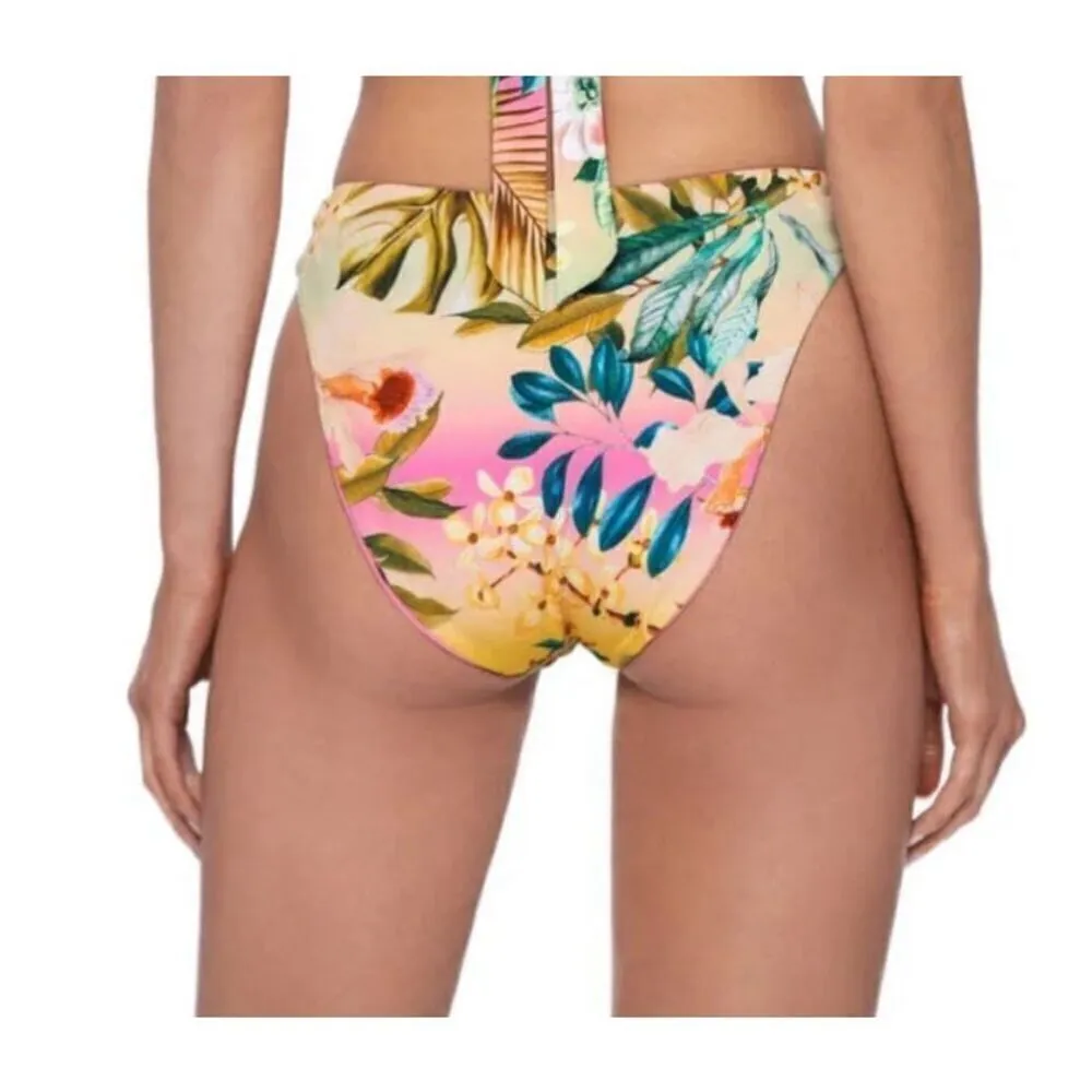 New. Pilyq/PQ oasis ruched reversible bikini. L-top/M-bottom. Retails $156 - Image 6