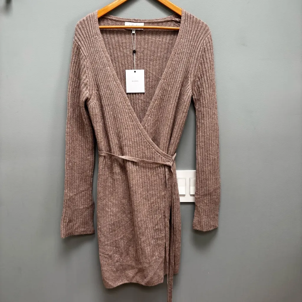 L'ACADEMIE Silas Wrap Cardigan Sweater Dress in Heather Oatmeal L - Image 4