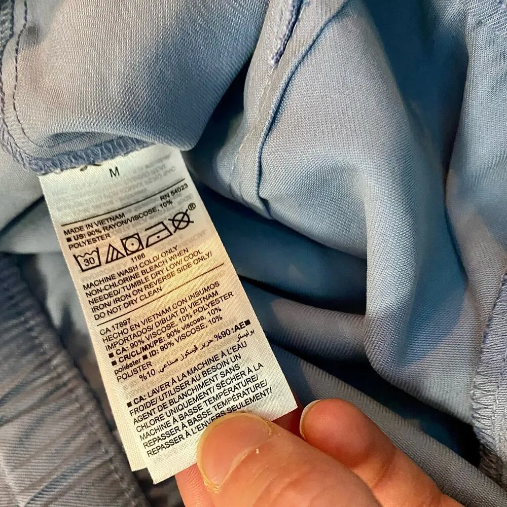 Old Navy Mount Shasta Soft Fashion Blue Comfy Shorts Womens Medium - Image 9