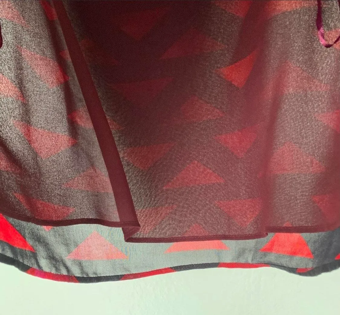 triangle printed V neck top - Image 7