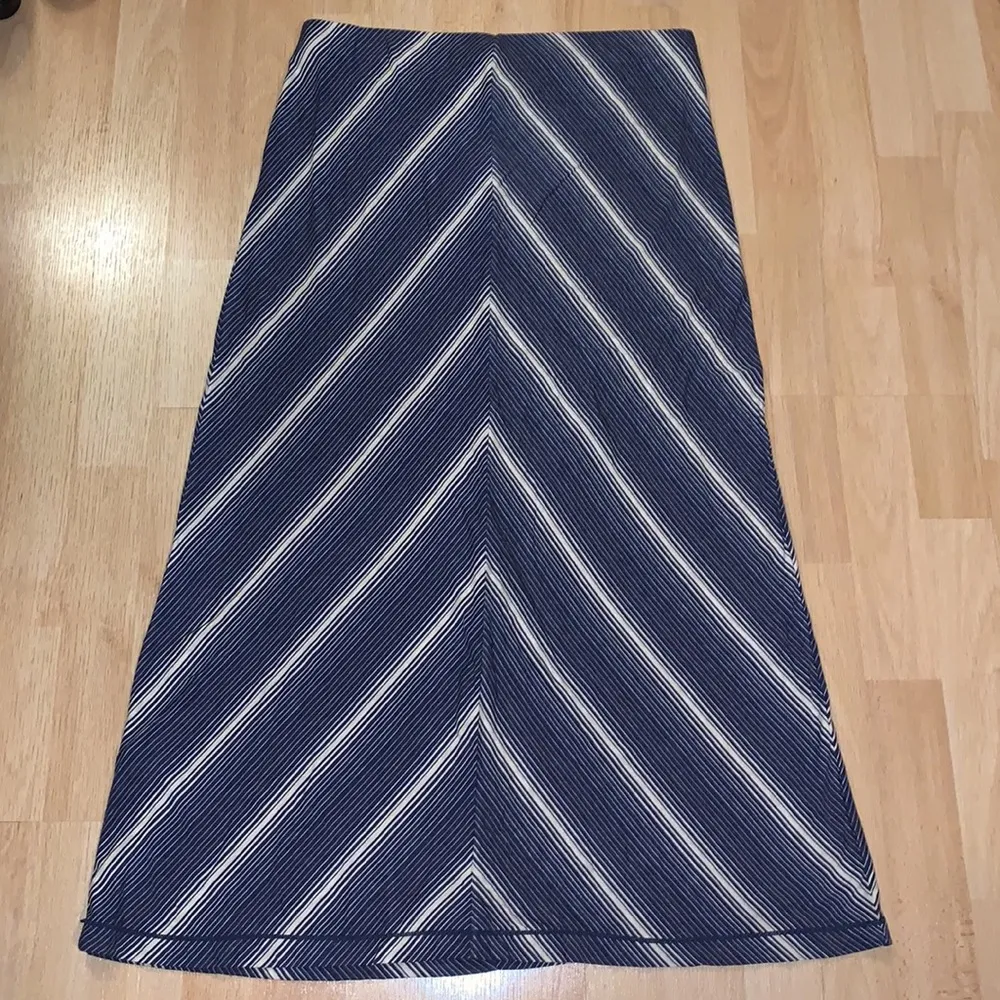 Max Edition Blue & Ivory Striped Stretch Maxi Skirt L - Image 4