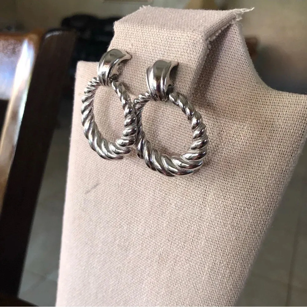 Vintage Cable Hoop Earrings - Image 2