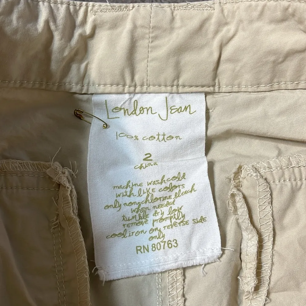 Women’s Size 2 Cargo Capri Low Rise Y2K Streetwear Minimalist 90s - Image 5