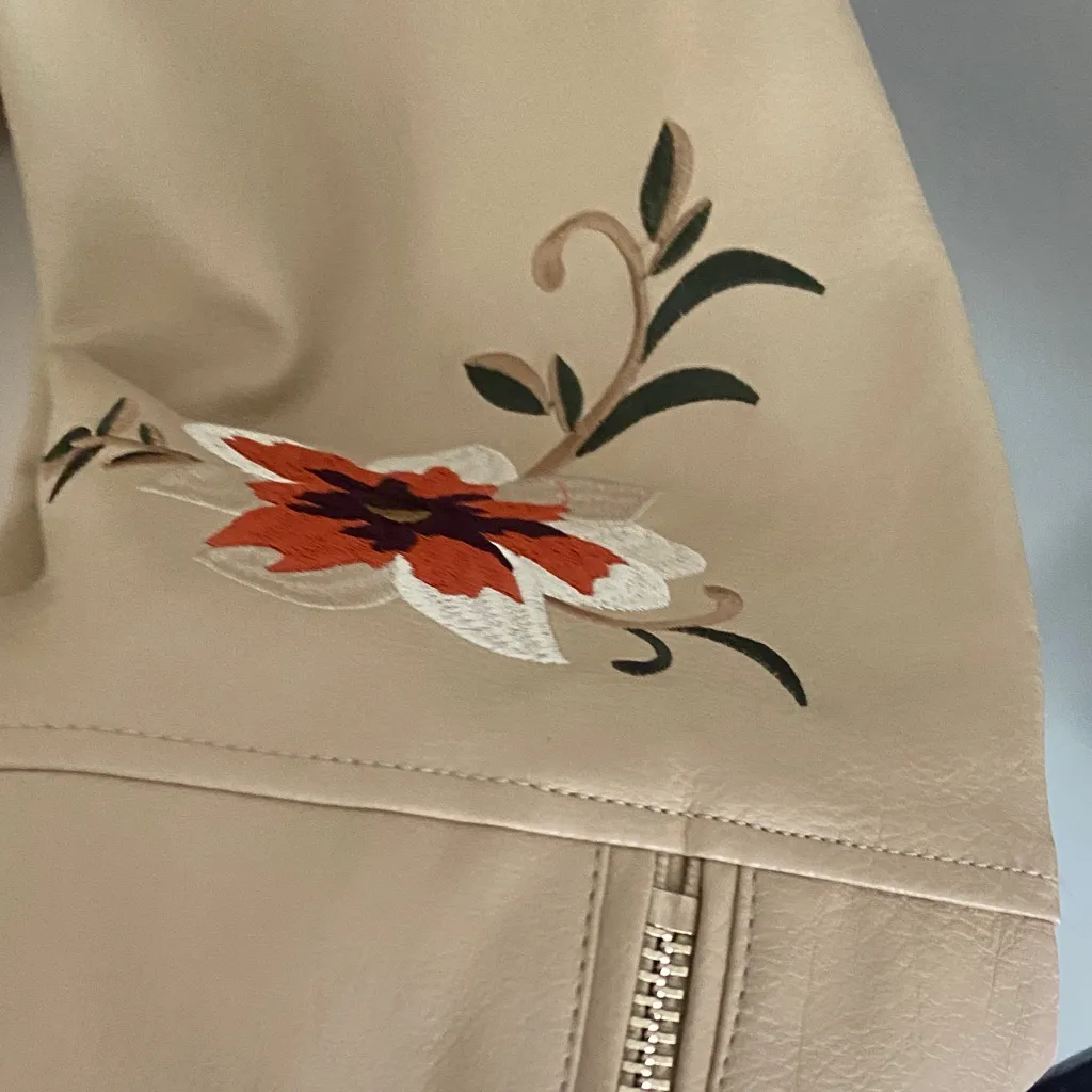 Dennis Basso Madison Ave. faux leather floral jacket - Image 3
