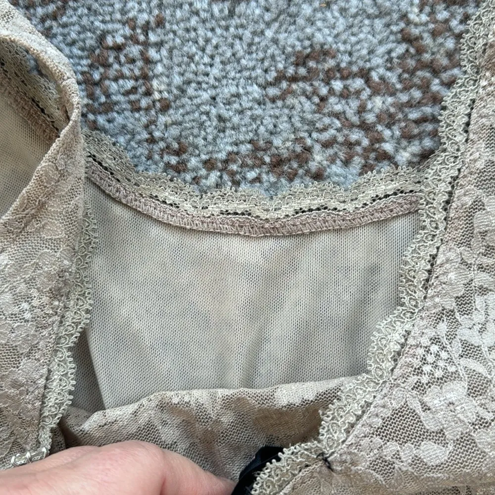 Victoria’s Secret Sheer Lace Tie Front Tank Top Beige XL - Image 6