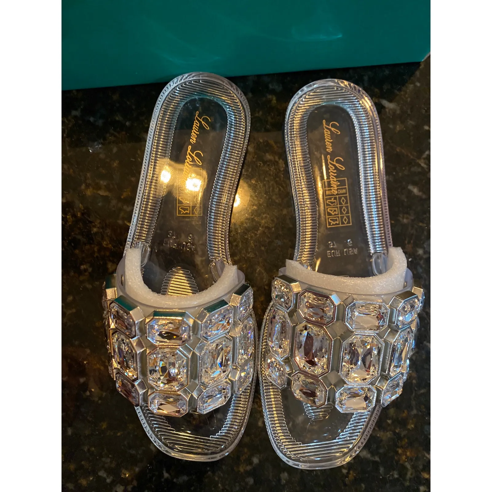 Brand New Lauren Lorraine Women's Size 6 Clear Stone Flat Jewel Sandals Slip On Silver - Image 2