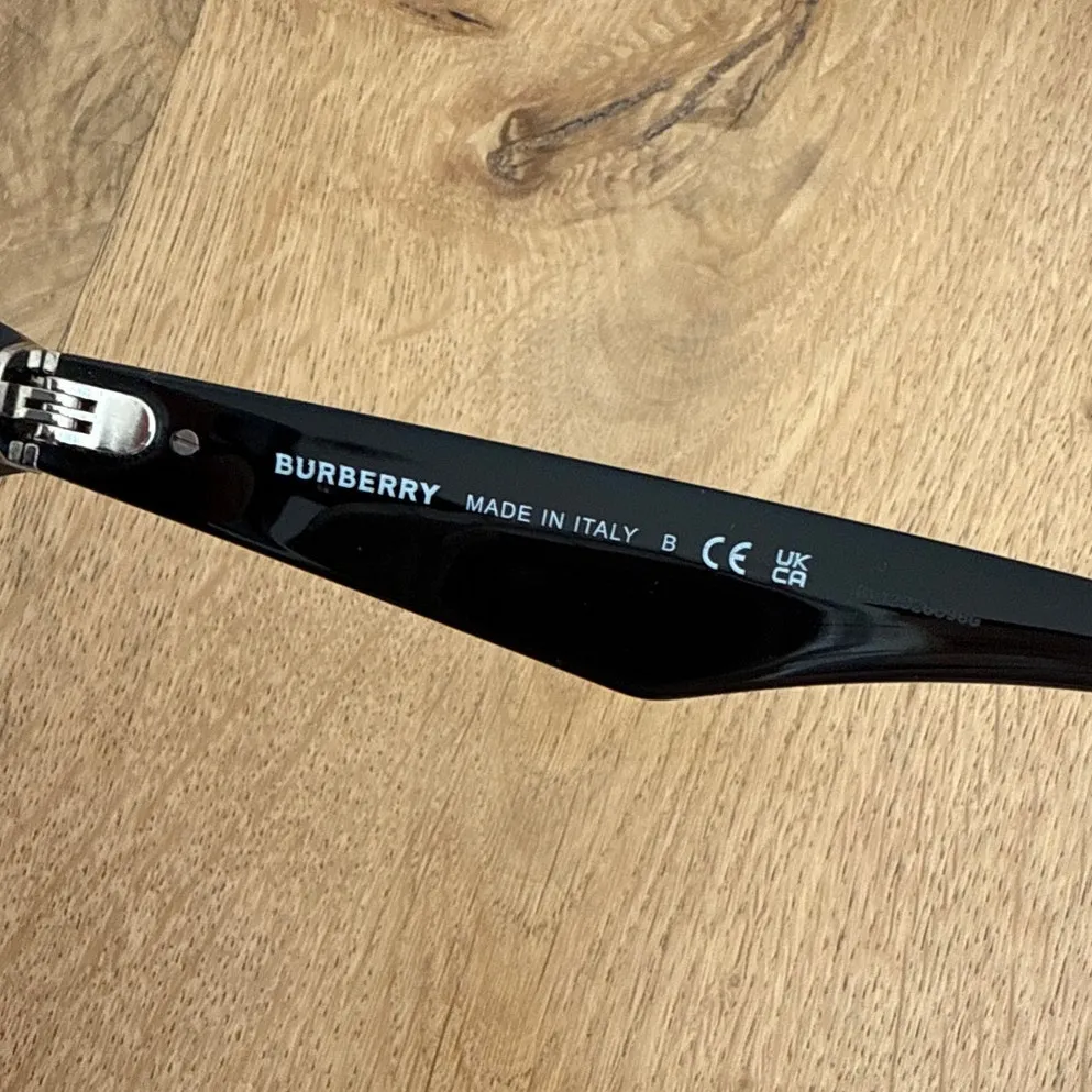 Burberry Sunglasses OBE4439F Black Dark Gray - Image 4