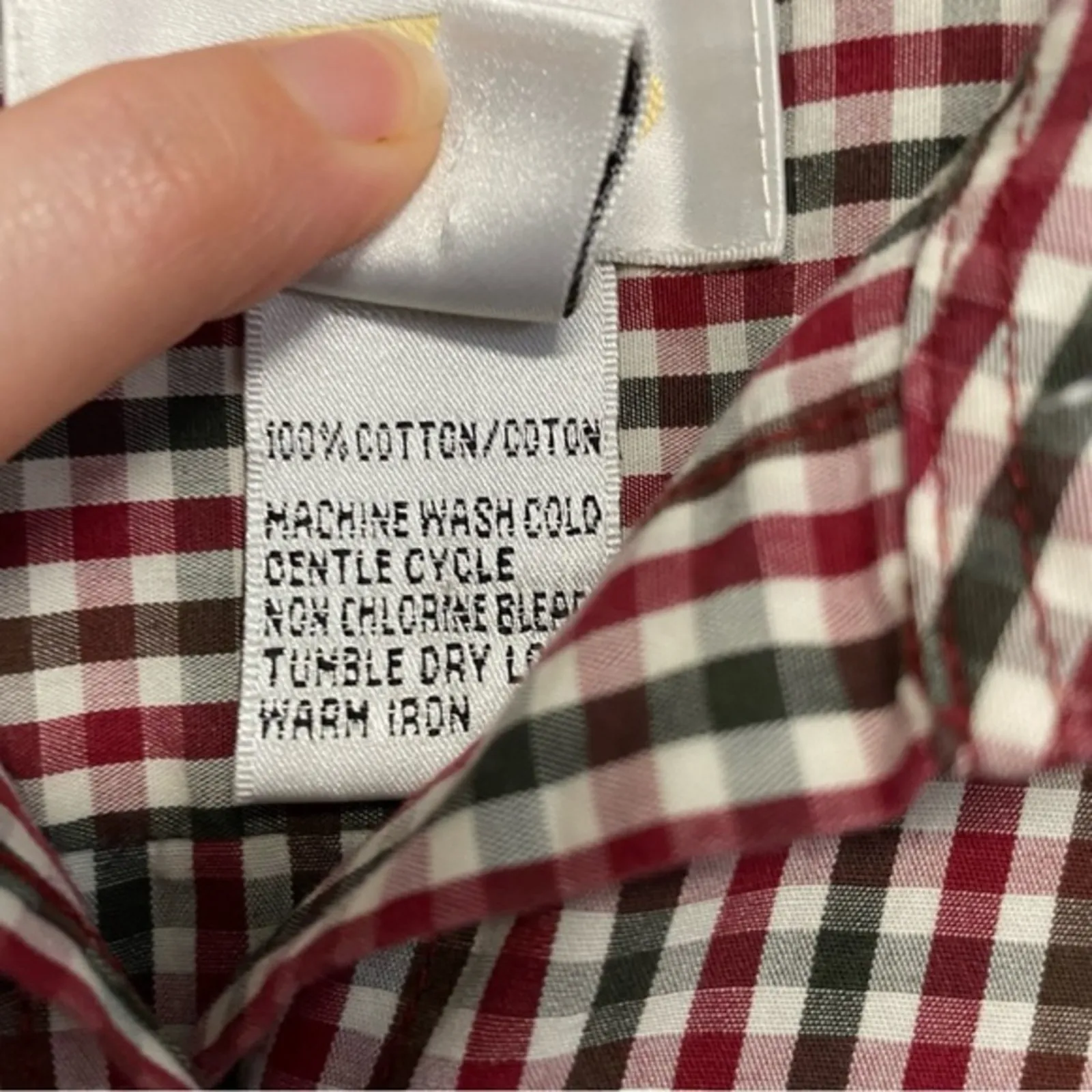 Talbots Red Navy Gingham Button Down Top Medium Plaid Picnic - Image 3
