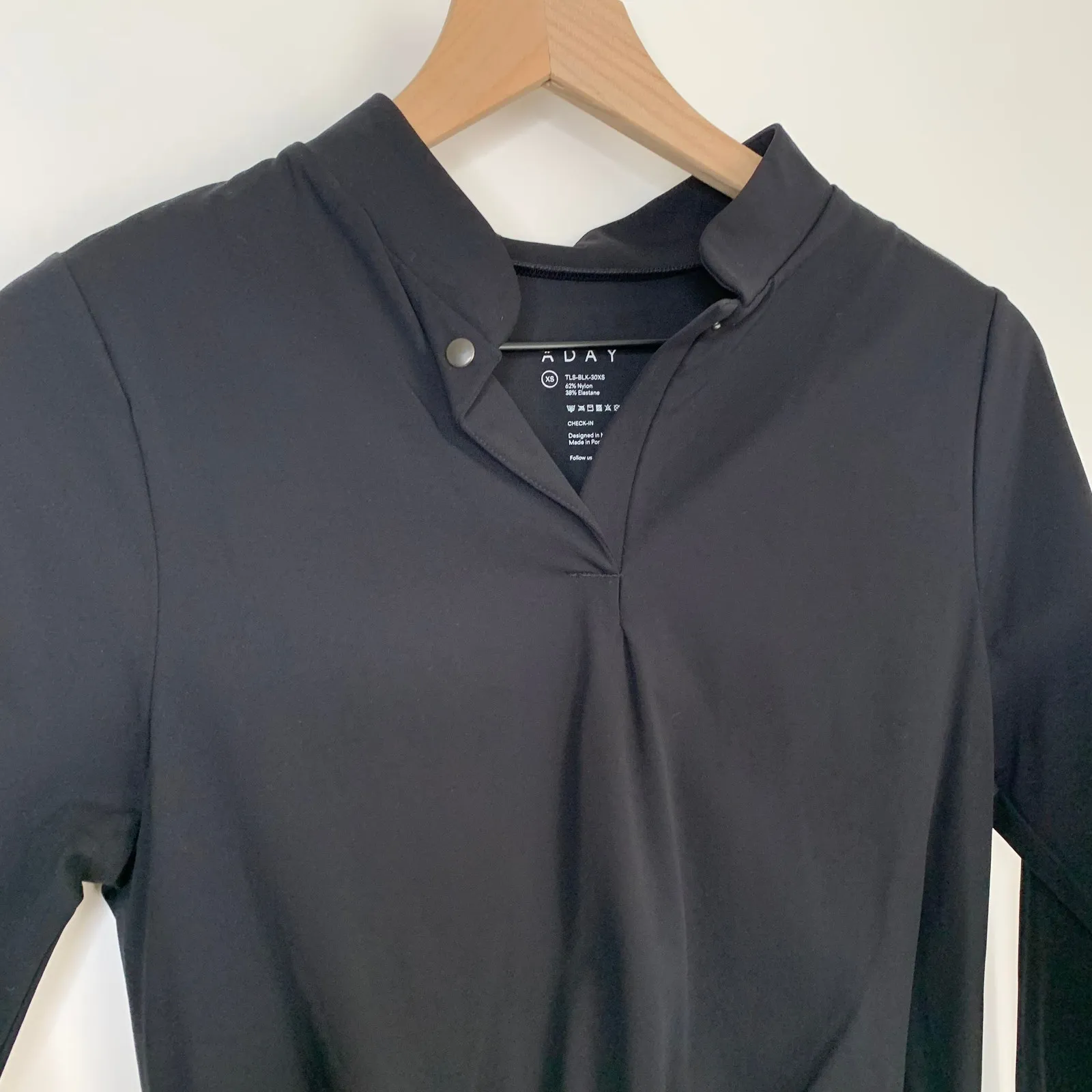 Aday Check-in Top Longsleeve Crop Top Black Womens Button Organic XS - Image 8