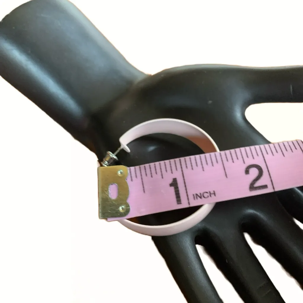 VINTAGE 1980'S LIGHT PEACH PEARLIZED HOOP EARRINGS Pink - Image 10