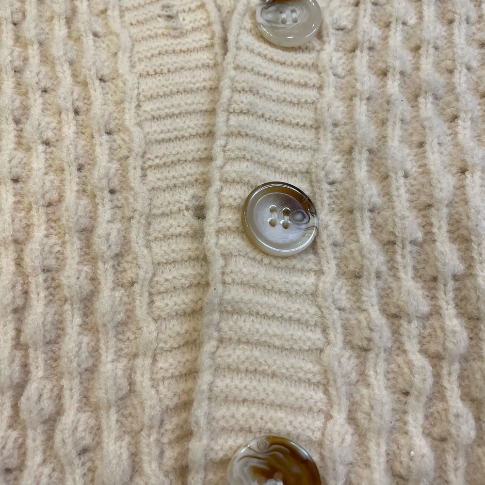 XS/Small Cream Button Up Cardigan Sweater - Image 4
