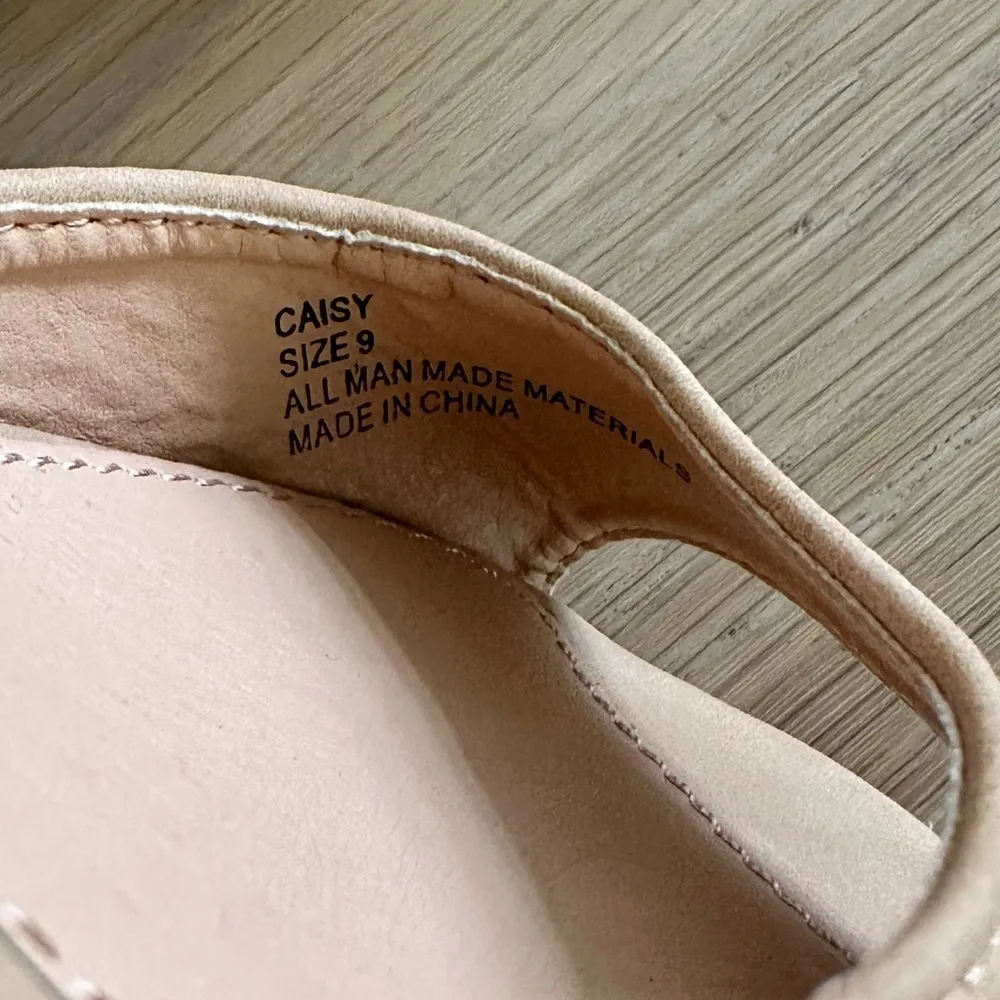 Tommy Bahama Caisy nude tan open toe espadrille wedges size 9 - Image 4