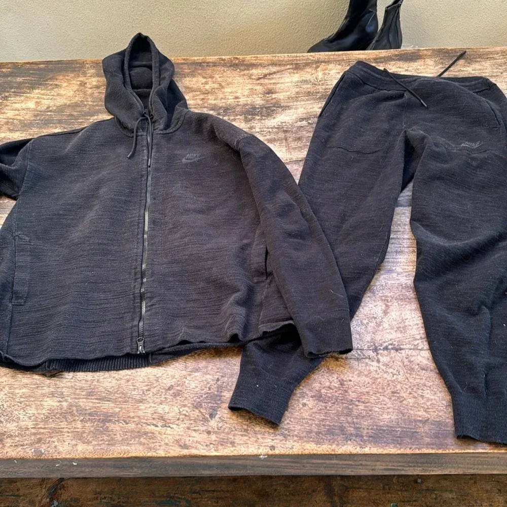 Nike tech pack knit sportswear set of hoodie/cape and joggers - Image 3
